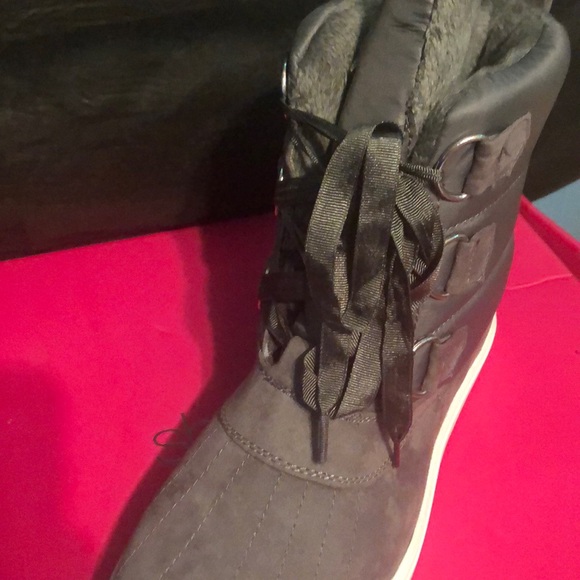 Shoes - Picture 2 of 2